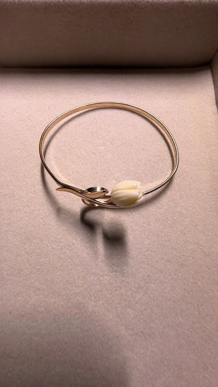 Avon Bracelet